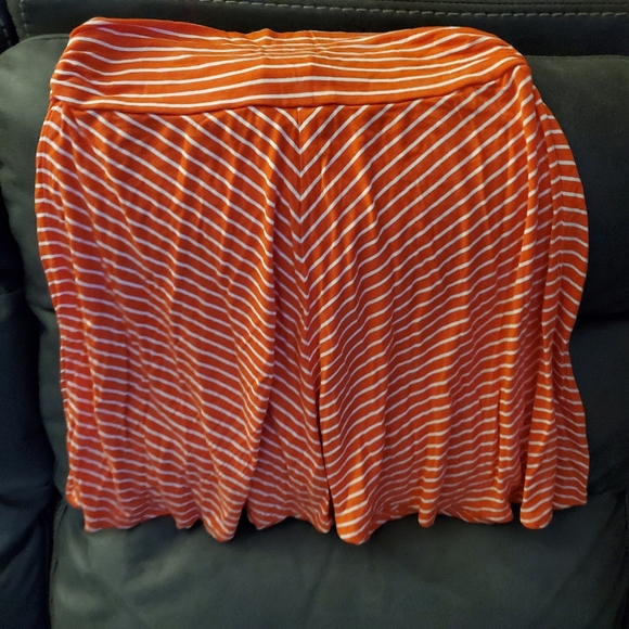 Merona skirt - Picture 3 of 3